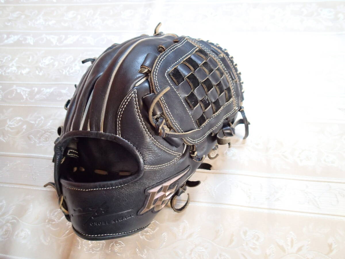 ハイゴールド　高級グレード　己極　軟式　内野手用 （管）60