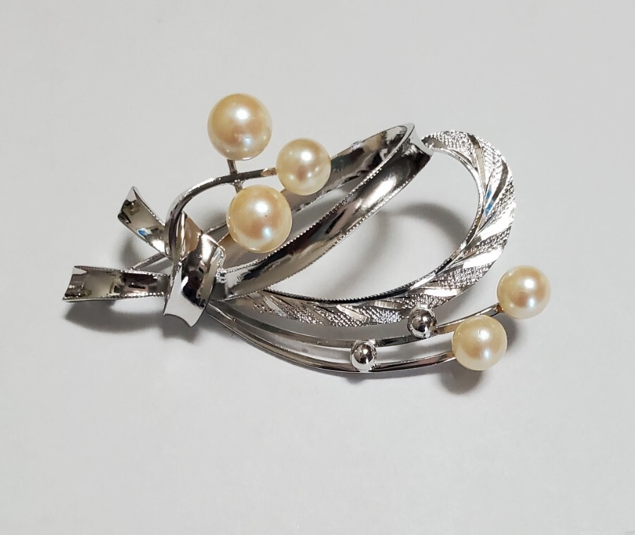 SILVER シルバー刻印 ブローチ レディース アクセサリー 6,1g 美品