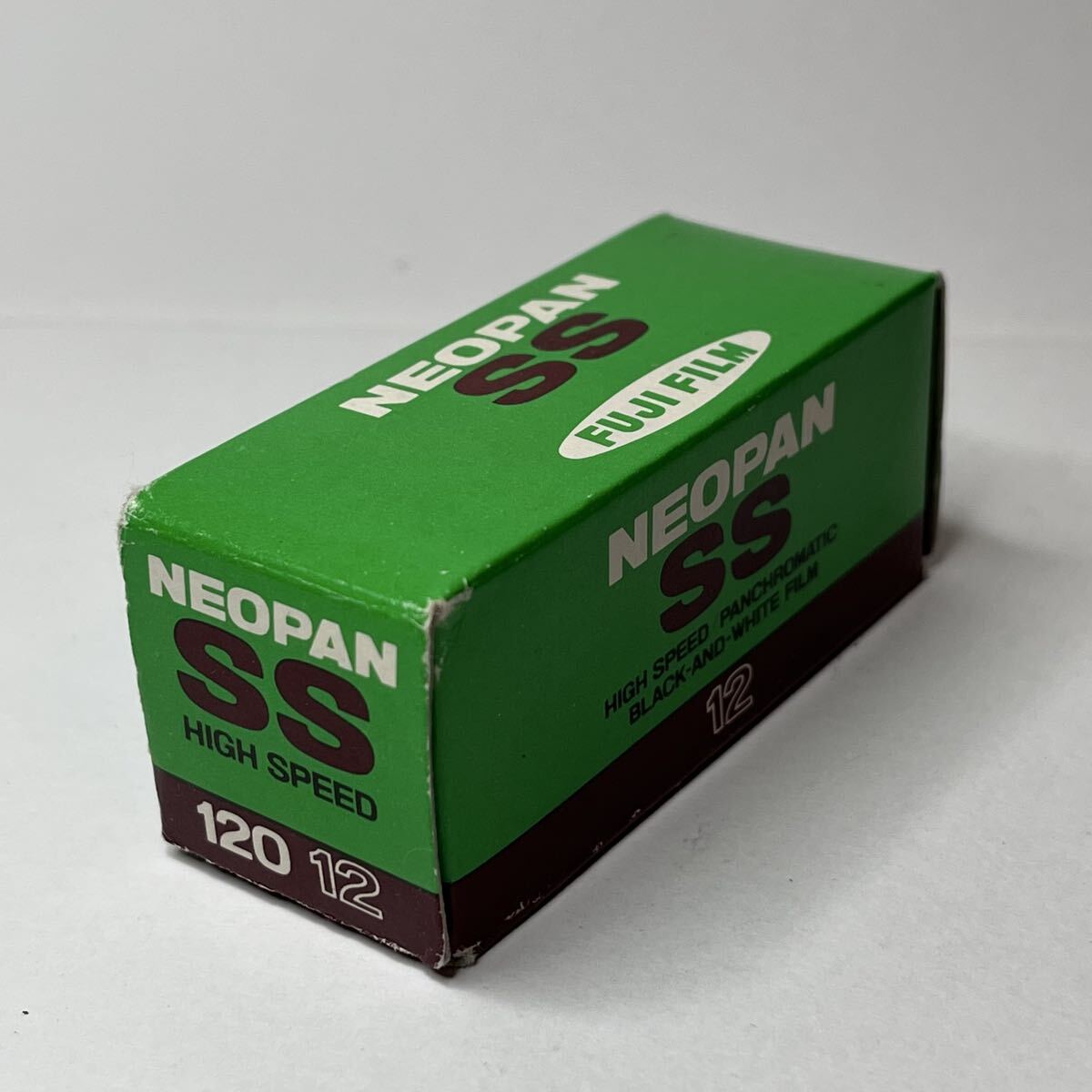 FUJI ビンテージ ネオパンSS 120 12／NEOPAN High Speed Panchromatic Black and White Film 未開封 1980年5月 期限切 フィルム