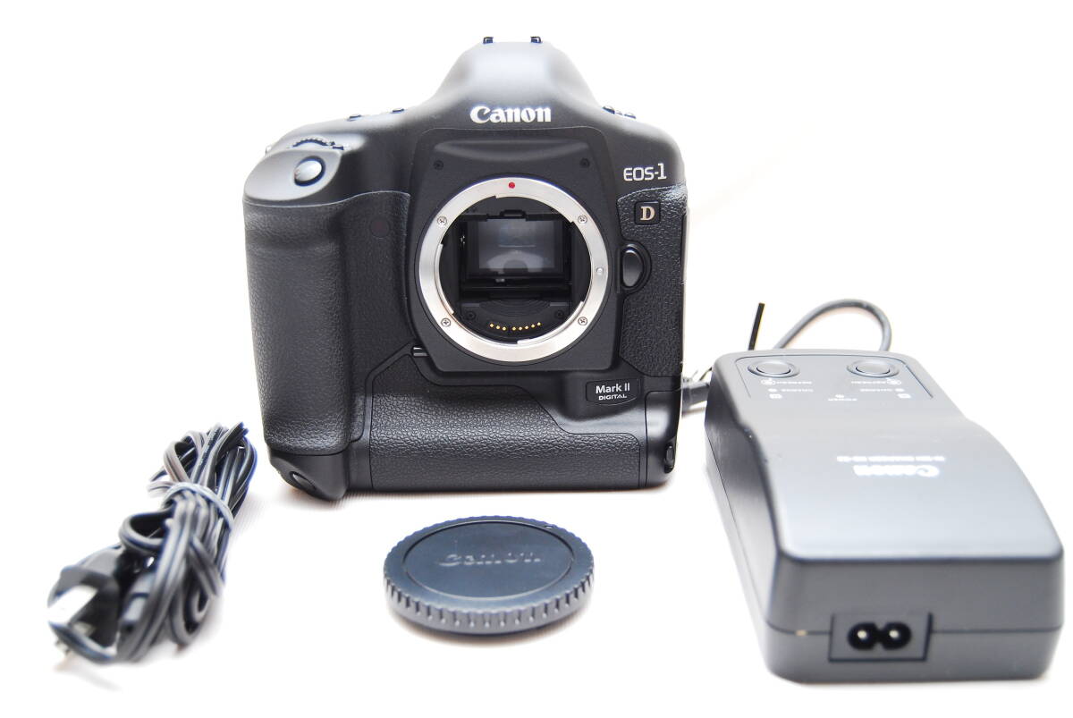 ★極上美品　ショット数　951回　Canon　EOS-1D Mark II DIGITAL　ボディ　キヤノン★