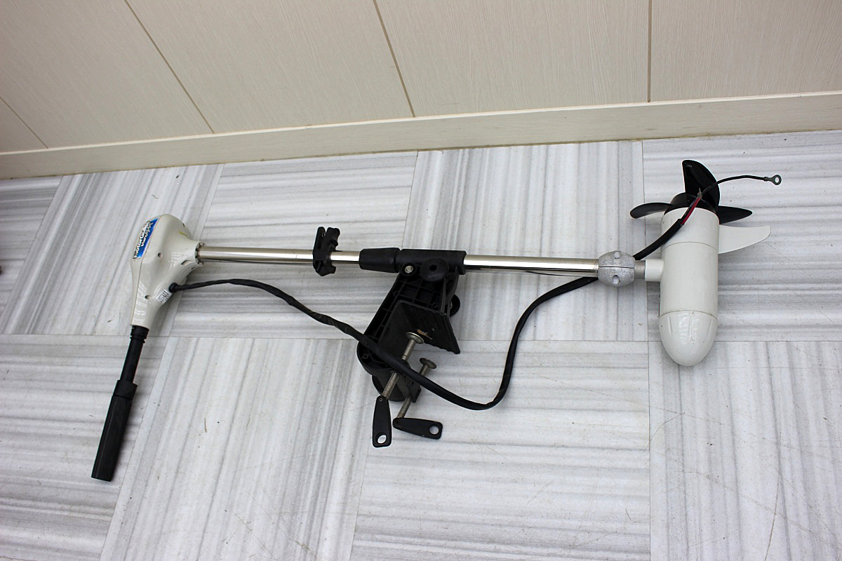 電気モーター エレキ 船外機 Minn Kota ミンコタ ハンドコン MotorGuide VariMAX45 釣り 中古 ジャンク品