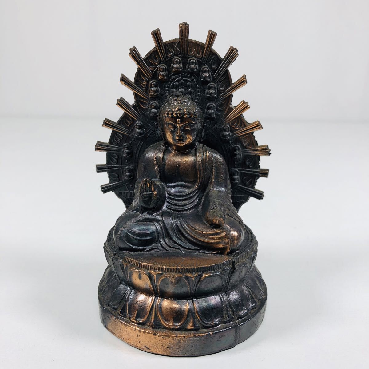 中古保管品 奈良大仏　金属製置物　銅製？