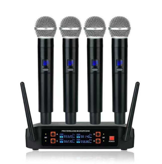人気品ワイヤレスマイクシステム プロフェッショナル UHF 4CH カラオケ 会議室 パーティー マイクスタジオ 4本のマイクロフォン付きです
