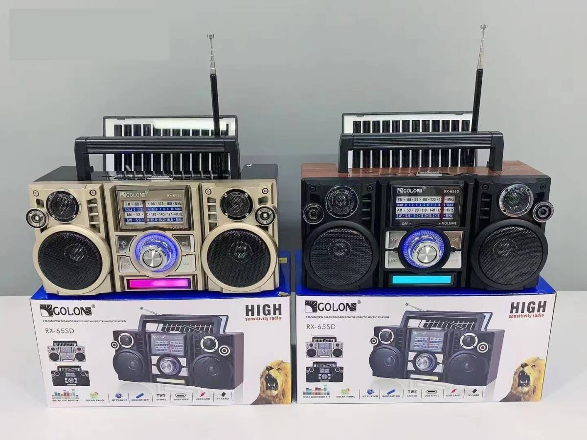 最高級 ソーラー充電 キャンプ用 多機能大型 Bluetoothスピーカー ラジオ アウトドア 530hz- 1600khz 5v 1A 1200mAh 23.6x10.8x11.8cm