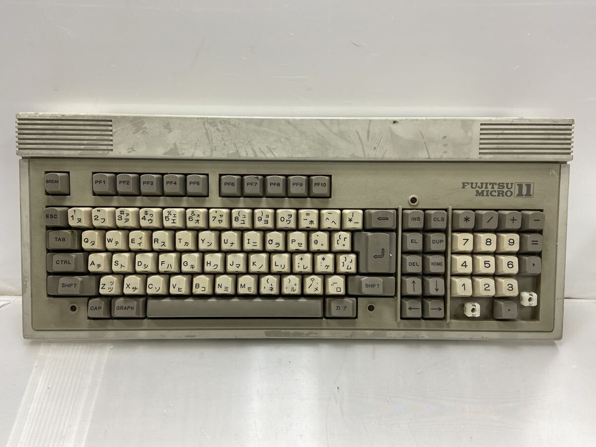 C2H3-1-5112201 富士通 FM-11用キーボード N860-2506-TO0106D 動作未確認 JUNK ジャンク