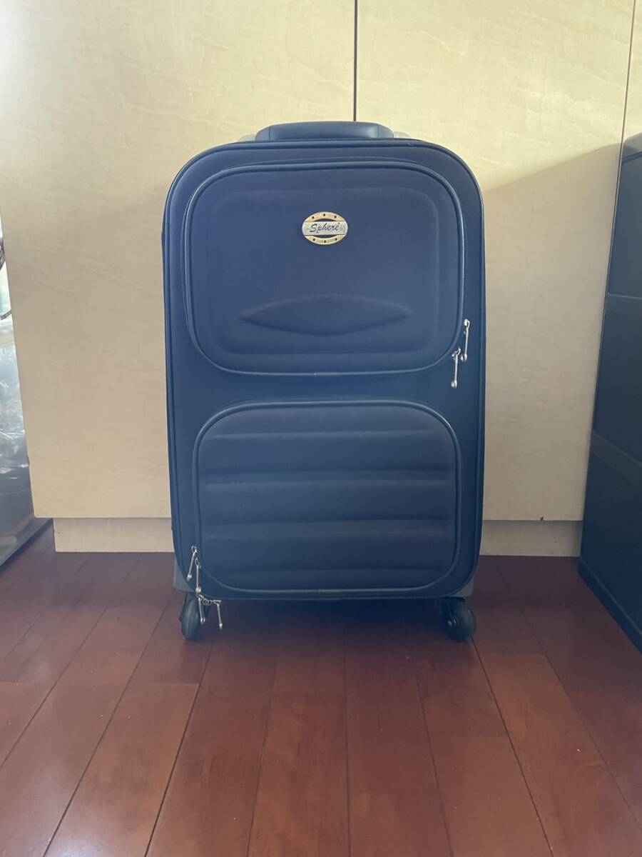 20251123(3)　　機内持ち込みサイズスーツケース　中古品