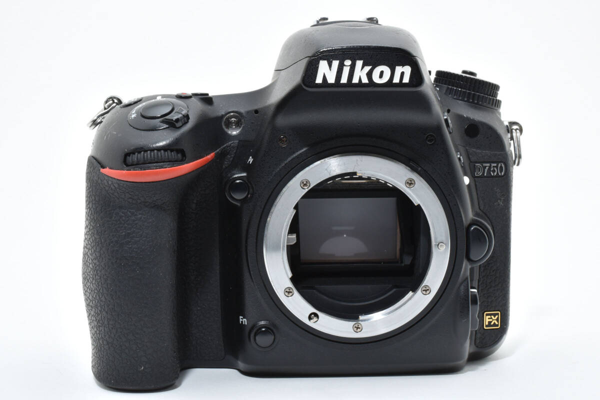 Nikon ニコン D750 ボディ デジタル一眼レフ