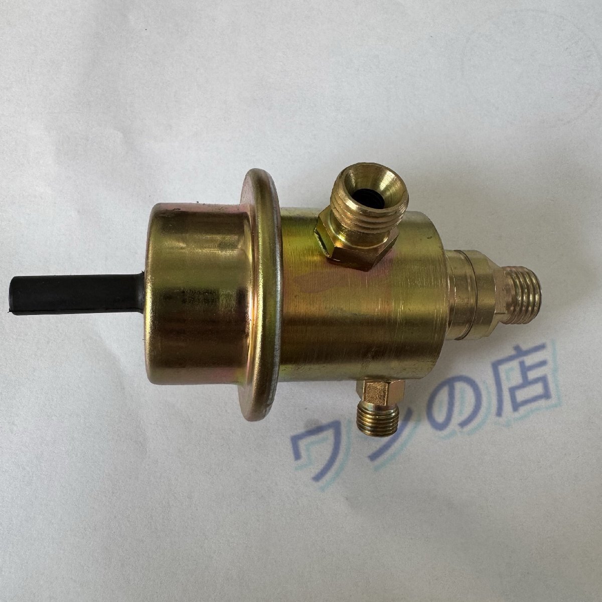 ベンツ フューエル プレッシャーレギュレター W201 190E W124 W126 W460 M102 M103 R107 R129 A 0000780392 0438161001