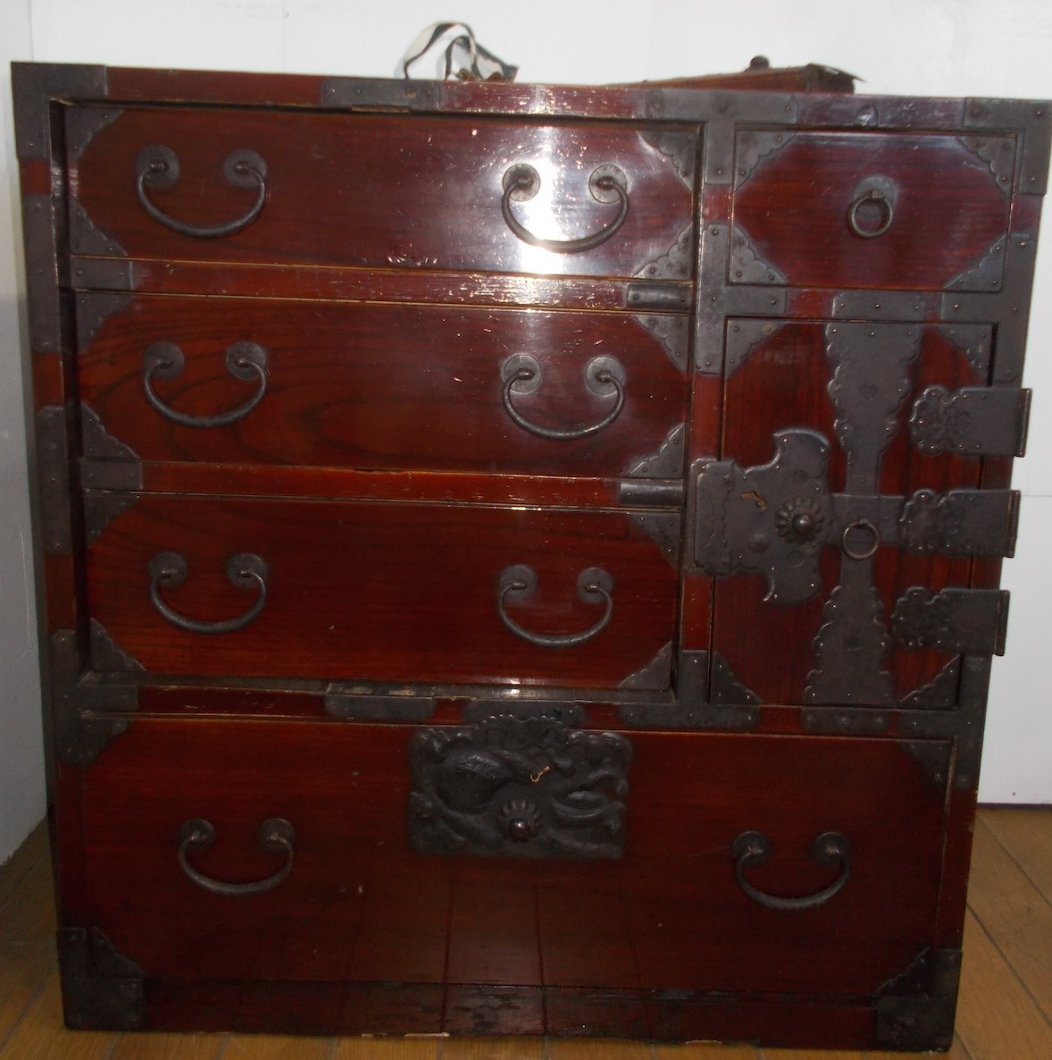 {$data['title']拍卖