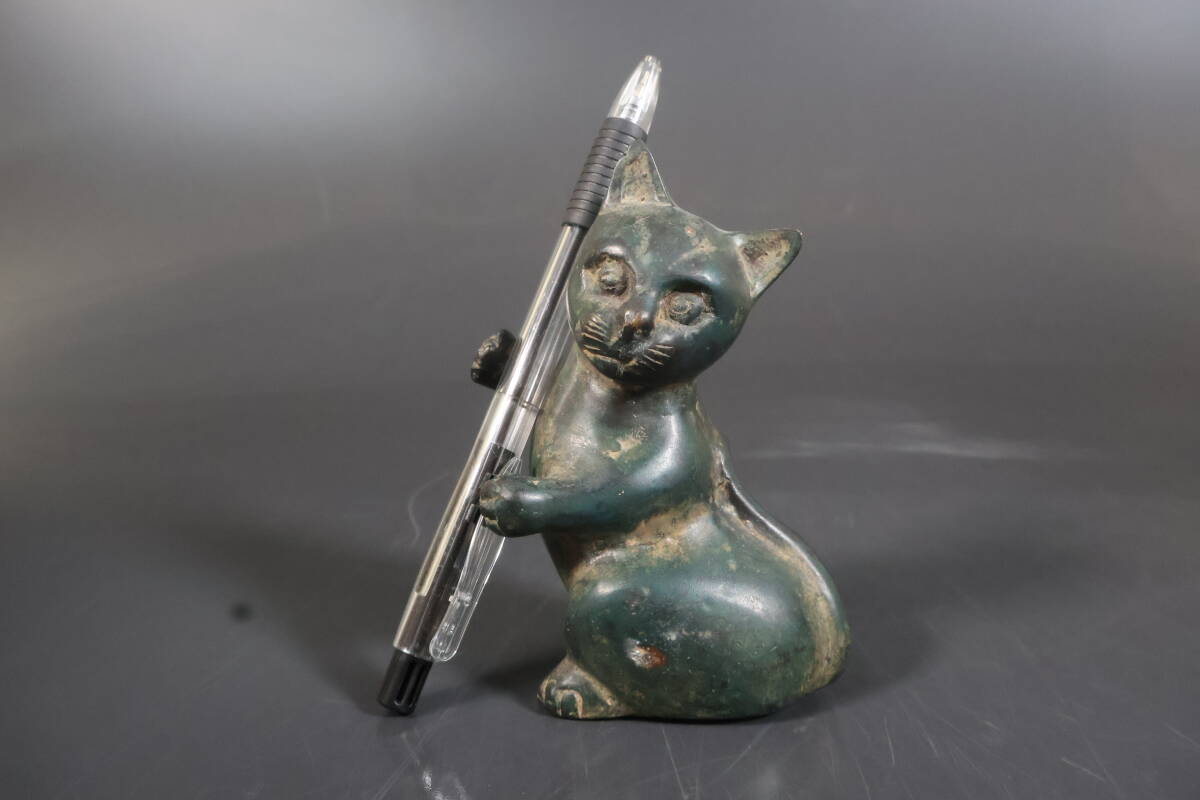 【和】(A3815)　時代古作　アンティーク　ブロンズ製猫置物　ペン立てにも　アールデコ　アールヌーボー