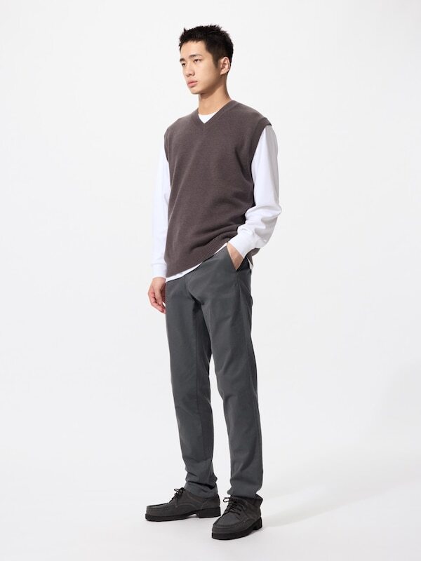 1回着ユニクロMENスリムフィットチノパンツグレー系サイズ85品番475560