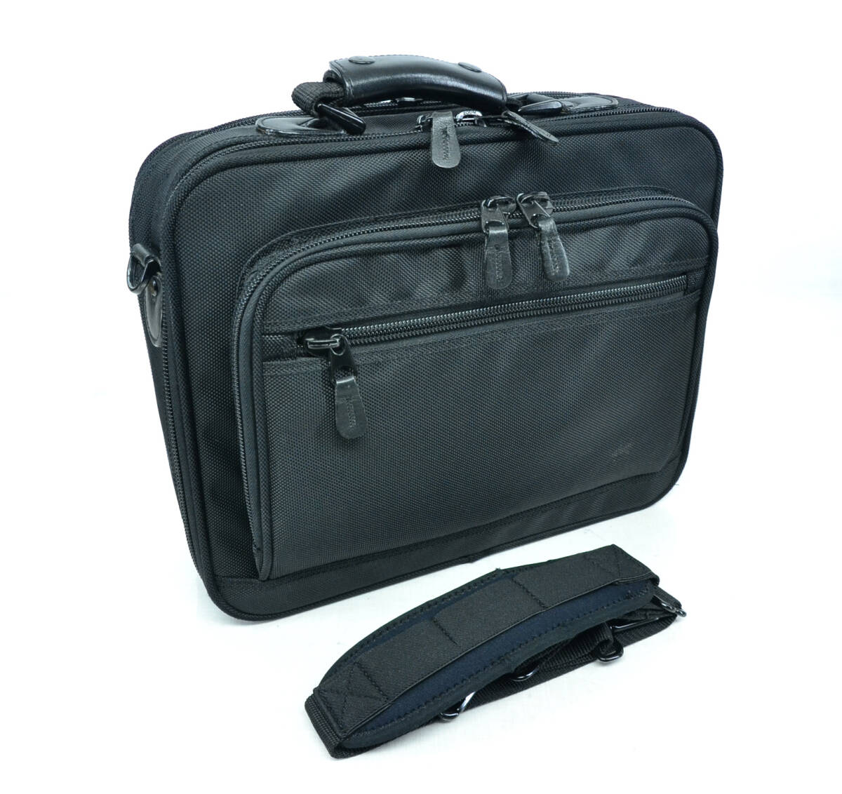 ROAS 収納力抜群 コンパクトなビジネスバッグ 通勤カバン 黒 ショルダーストラップ 中古良品