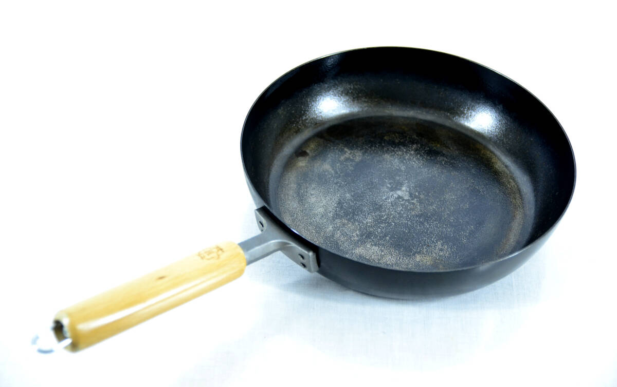 TAKUMI 匠 JAPAN 鉄製フライパン 直径26cm CH/IH対応 日本製 中古品 