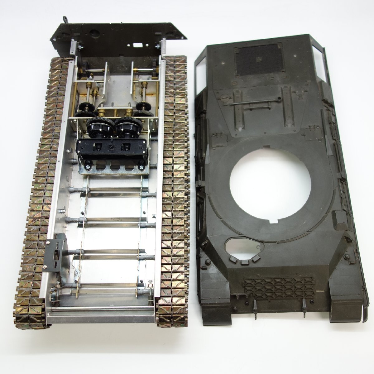 金属製の履帯付 TAMIYA タミヤ 1/16 RCT レオパルド 部品 【 中古品 / 現状品 】