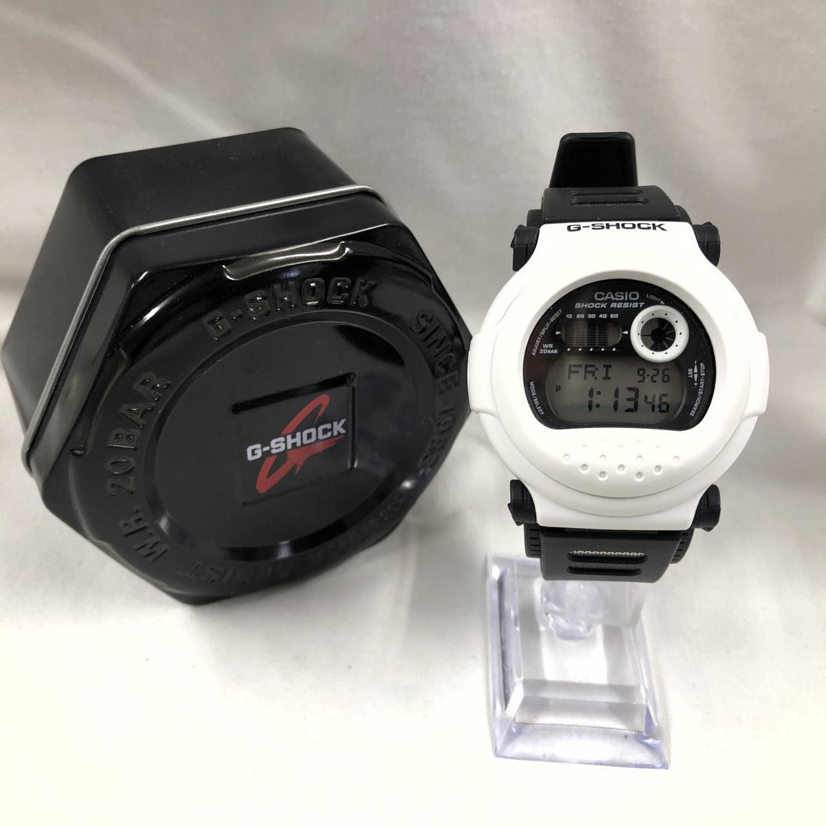 超美品 カシオ G-SHOCK メンズ 腕時計 G-001BW ホワイトXブラック [jgg]