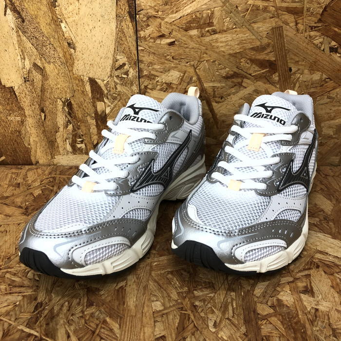 未使用 ミズノ レディース スニーカ D1GA245109 ホワイト グレー 表記サイズ24.5cm [jgg]