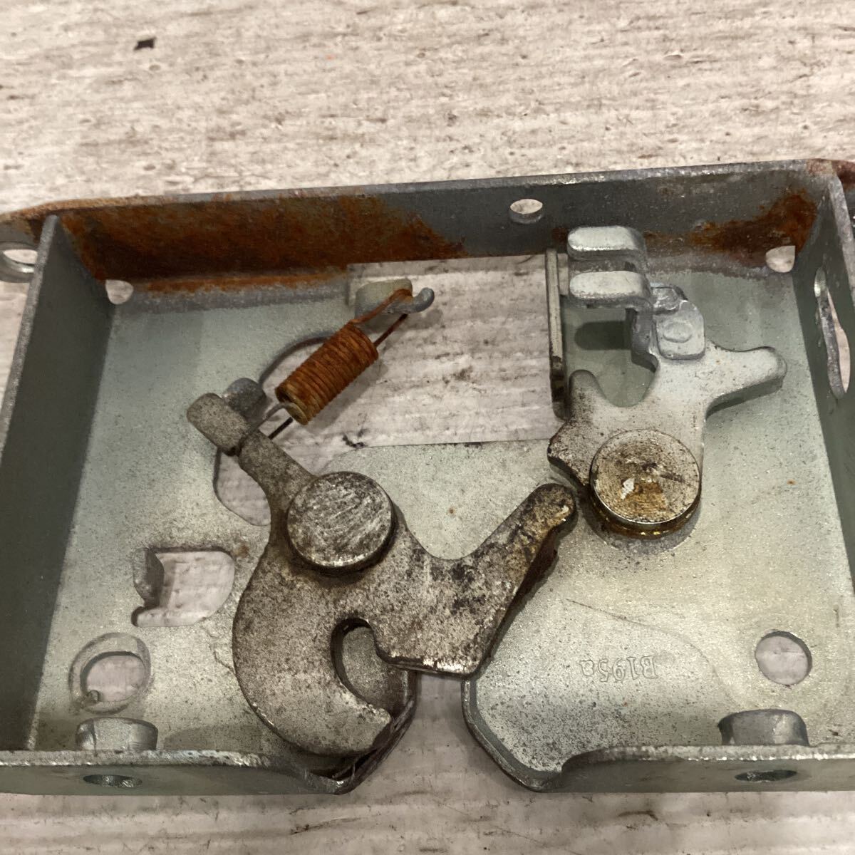 {$data['title']拍卖