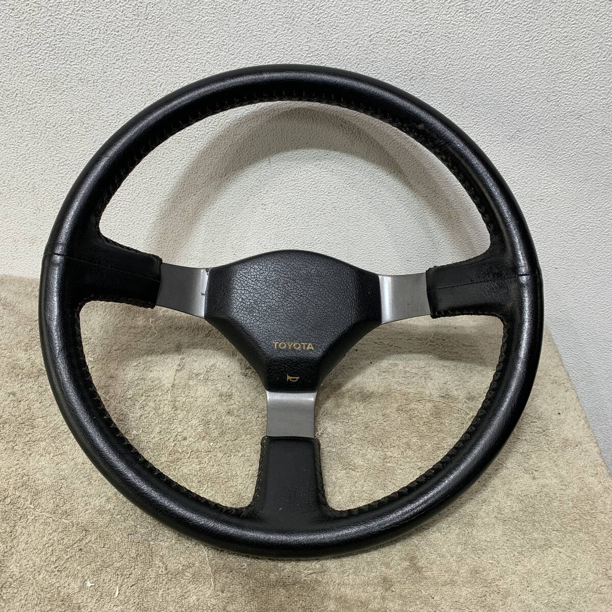 希少　AE86　レビン・トレノ　トヨタ　純正　革巻き　ハンドル　革巻きステアリング　昭和レトロ　XZ4114