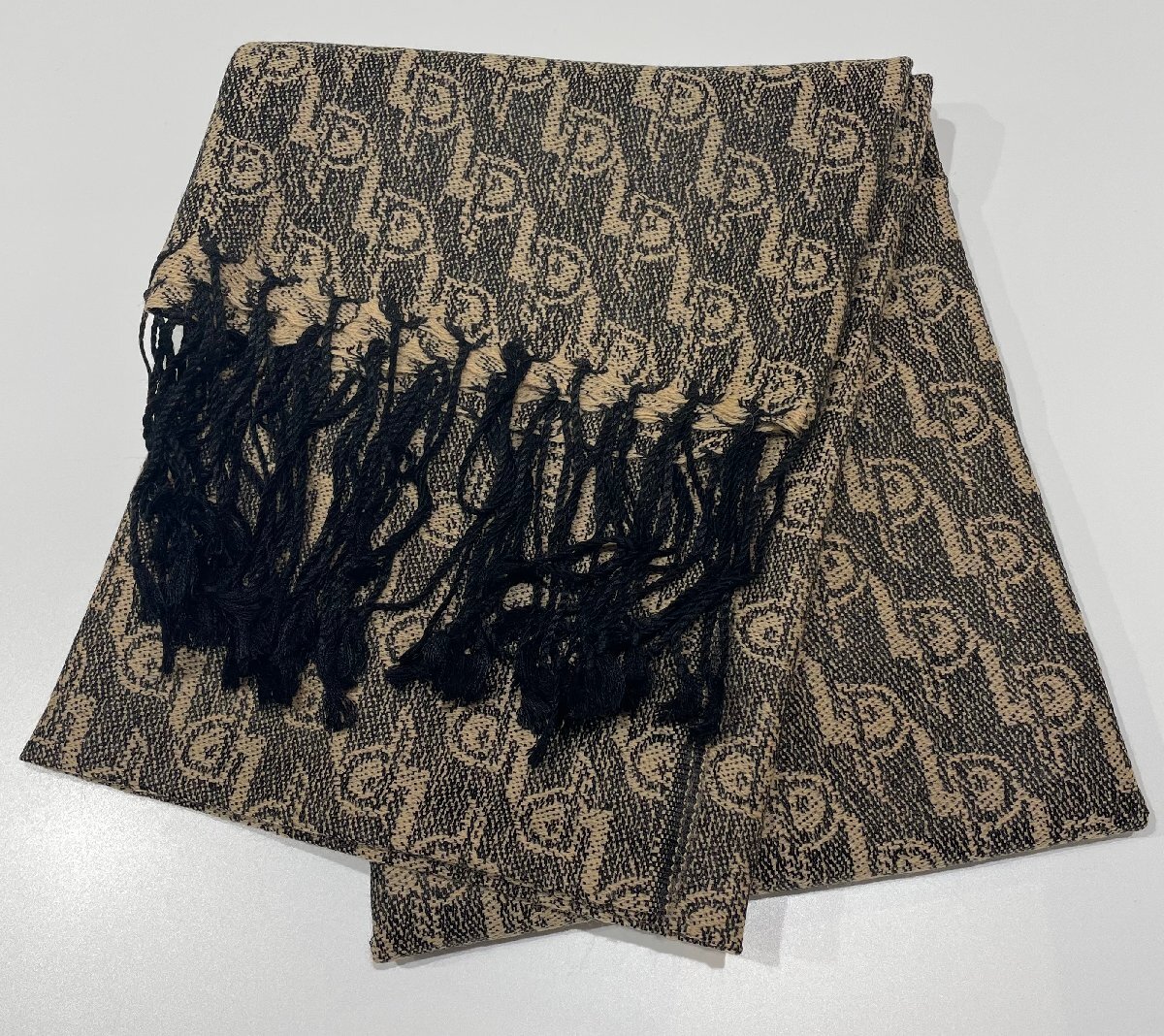 ★【未使用品】LAPINE ストール 黒×ベージュ ラピーヌ 長期保管品