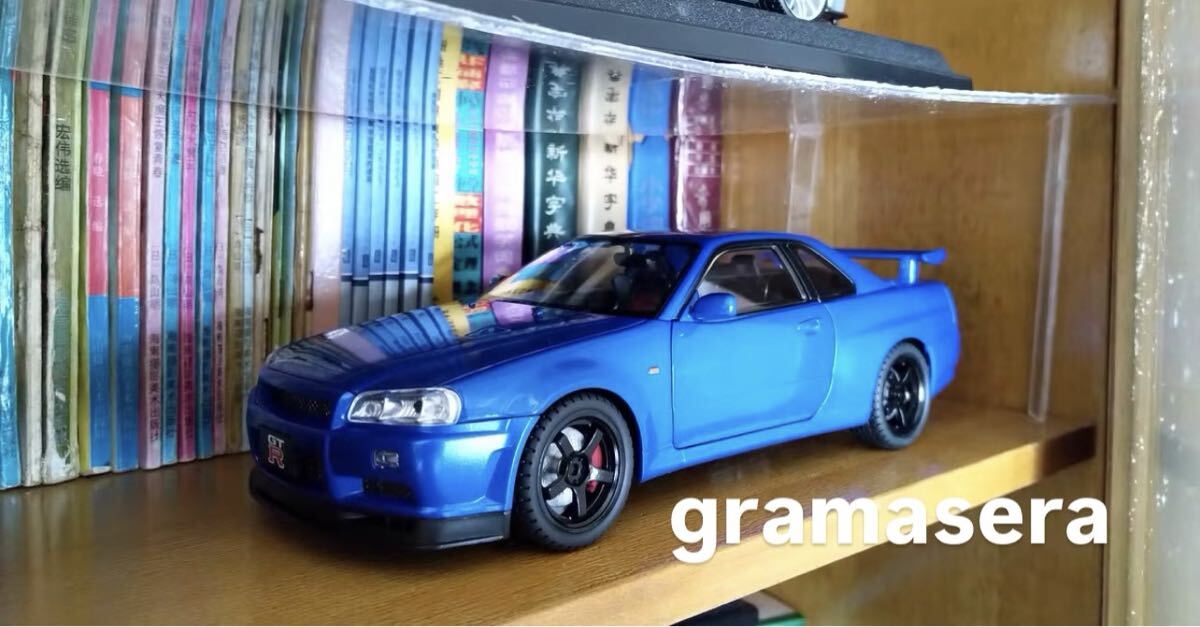 ★レア★ 1/18 GTR34 R34 ミニカー　スカイラインGTR ブルー