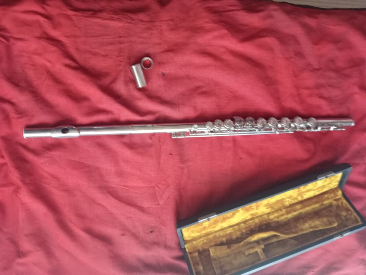 管楽器フルート イタリー製？