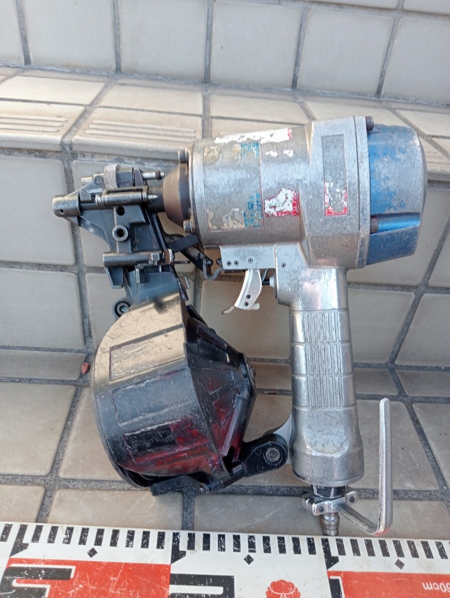 釘打ち機 コイル ネイラー？