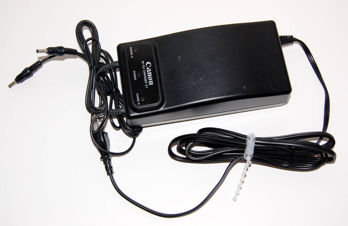 ◎◎キヤノンチャージャーE1　　EOS-1 N V 3　などに◎◎