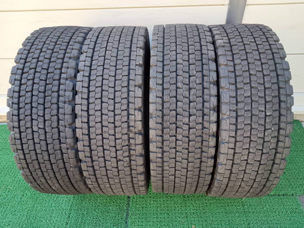 ★残り溝約10.0-14.0mm★20.21.22年製★ ブリヂストンECOPIA W901 245/70R19.5 136/134J　4本セット スタッドレス　C946