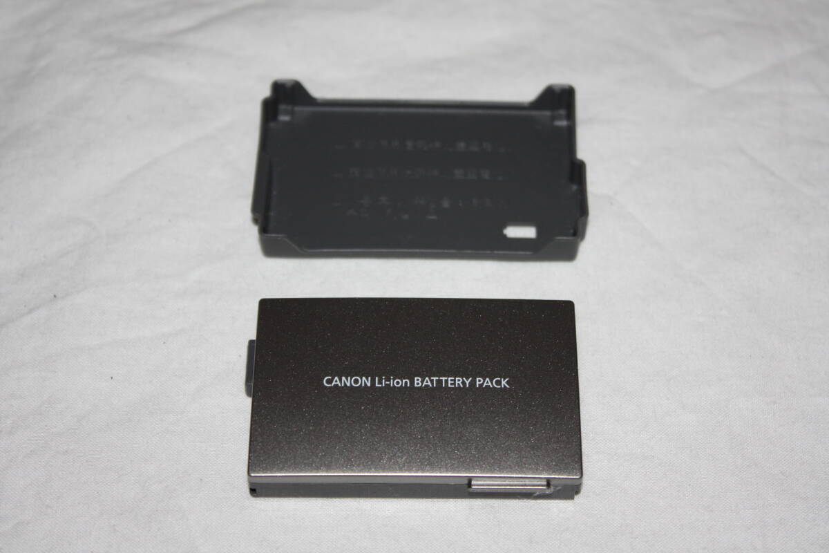 送料無料！　Canon　純正品　BP-310　美品　バッテリーパック　(iVIS　HV10等用)