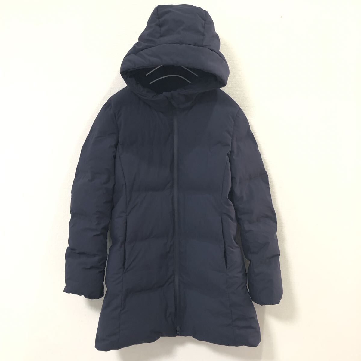 ★ ユニクロ UNIQLO シームレスダウンコート レディース Mサイズ ネイビー 212-429467