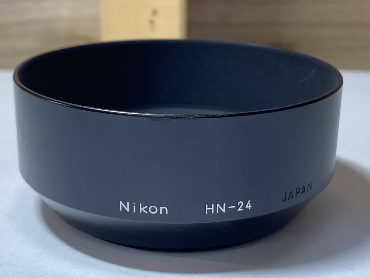 14740) Nikon HN-24