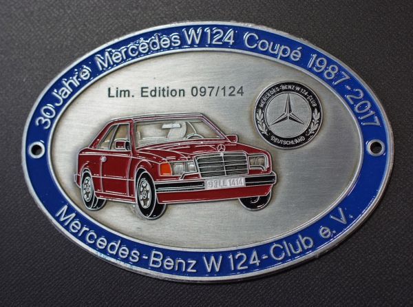 〇 Mercedes benz W124クラブ 30周年記念エンブレム シリアルNo:097 w100 / ベンツEクラス 230e300e400e500e320e230te300te ocitys