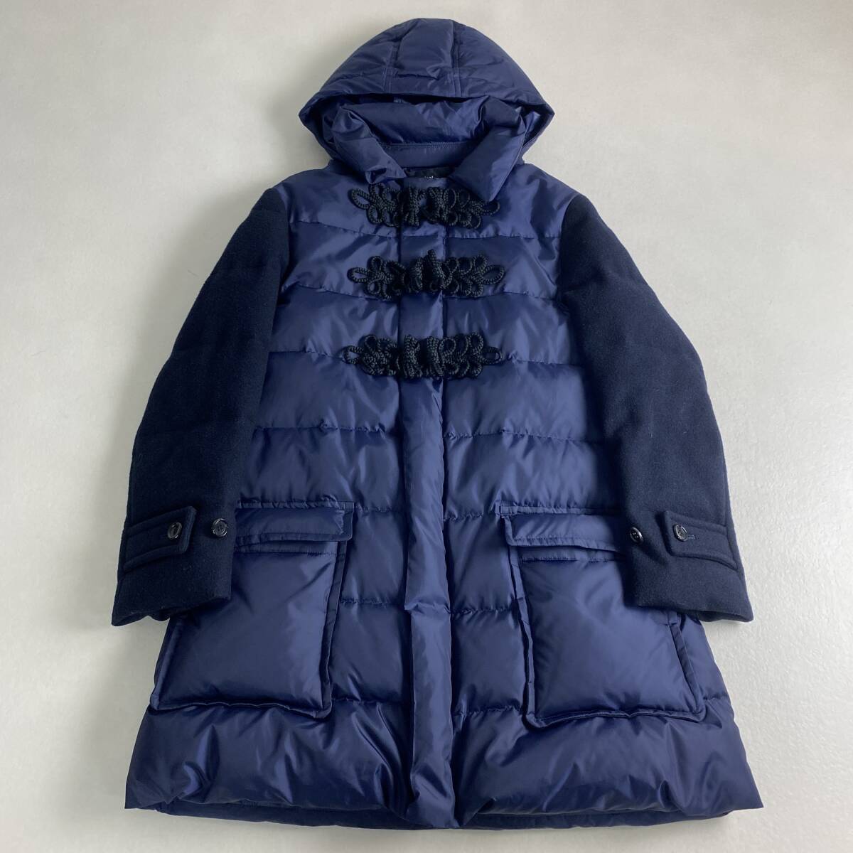 tricot COMME des GARCONS　ダウンジャケット　チャイナボタン コムデギャルソン ダウン90％ フェザー10％ 黄金比率 暖かい M L相当