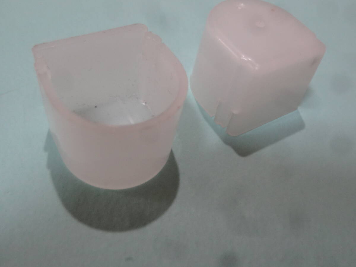 FUJIFILM 富士フィルム バッテリー NP-80 用バッテリーカバー　2個