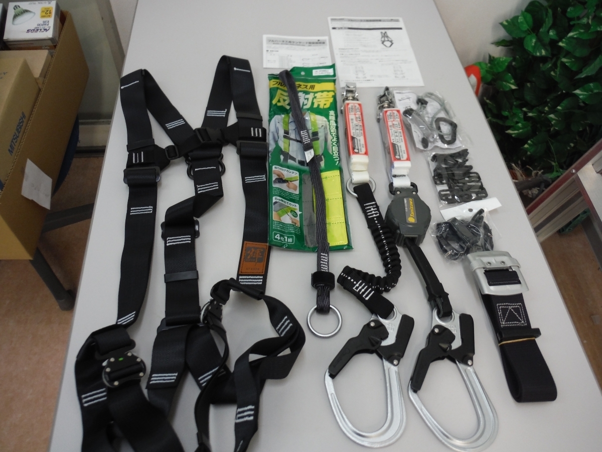 ○BEk　TANIZAWA　タニザワ　フルハーネス　墜落制止用器具　ST#574A-SK　フルセット　未使用　鳥取県　引取歓迎