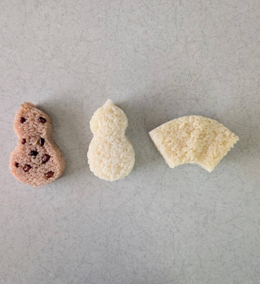 【まいづる食品サンプル】赤飯　ひょうたん　各2,022円　F-76