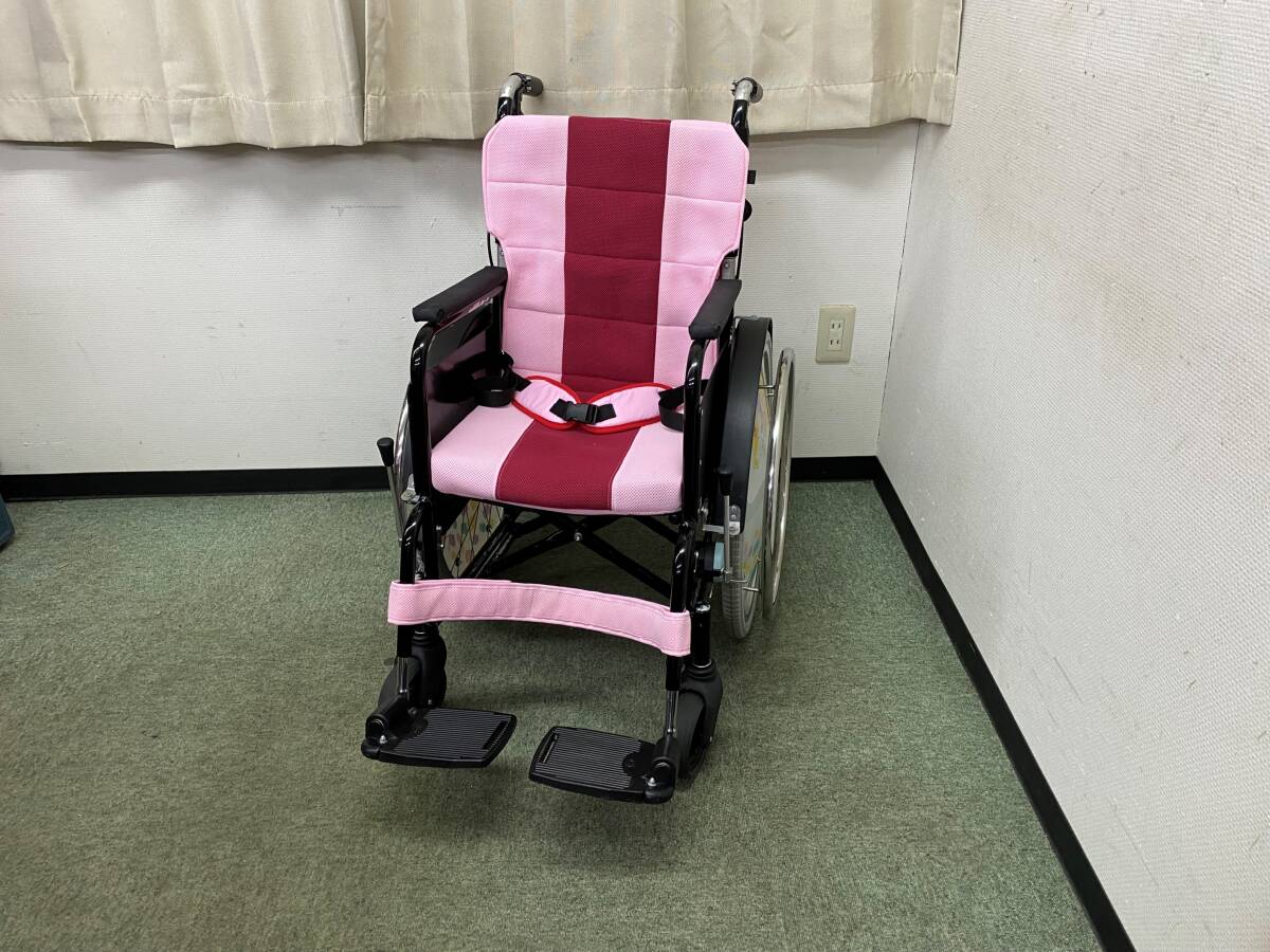 自走式車いす ・ヤマハスポークカバー・折り込み式・アルミフレーム・補助ブレーキ・フットブレーキ・転倒防止タイヤ（介護用にも）