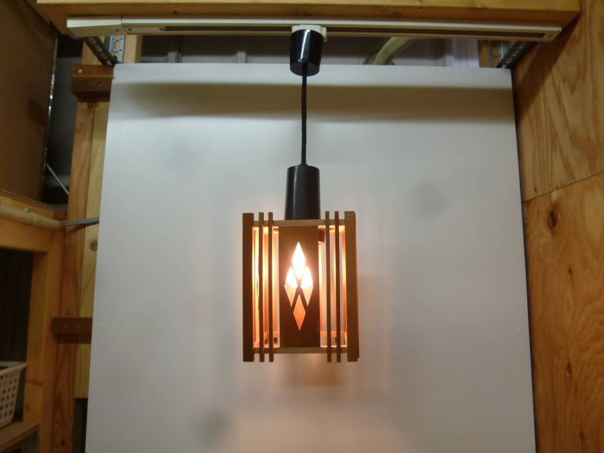 【8504】昭和レトロ　ナショナル　木製白熱灯照明器具　吊り下げ照明　LB12110　40W電球付き