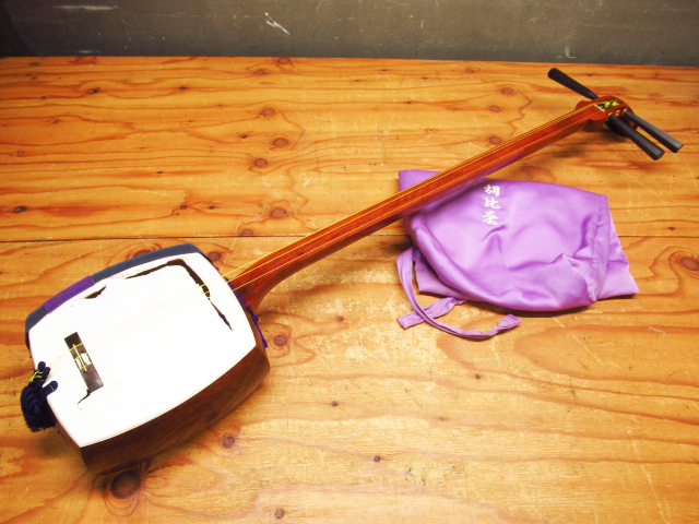 ジャンク 地唄三味線 全長約101㎝ 正寸 丸内胴 花梨？山さわり 和楽器 現状品 管理7S1104C-G1