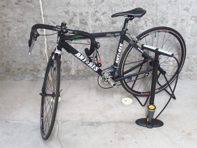 ANTARES アンタレス Y's Collection 201 700×23C ロードバイク 空気入れ スタンド付き 自転車 サイクリング 管理7H1120F-H10