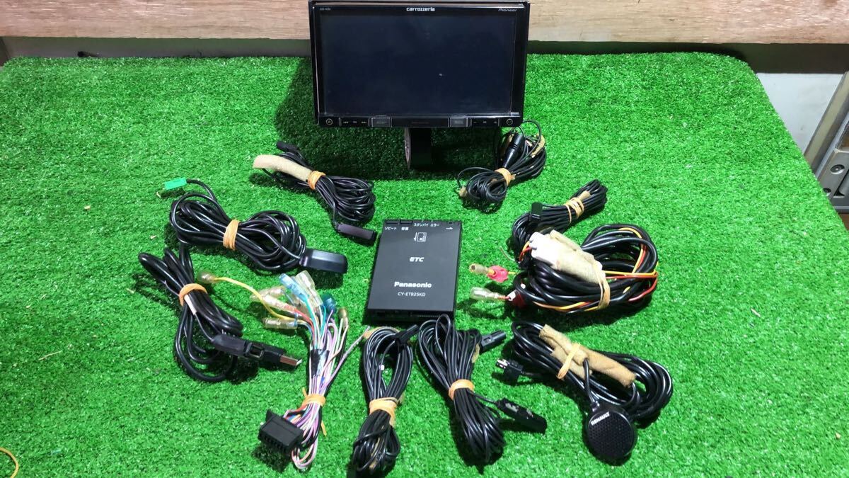 Pioneer carrozzeria AVIC-RZ99 カーナビ + ETC 2015年