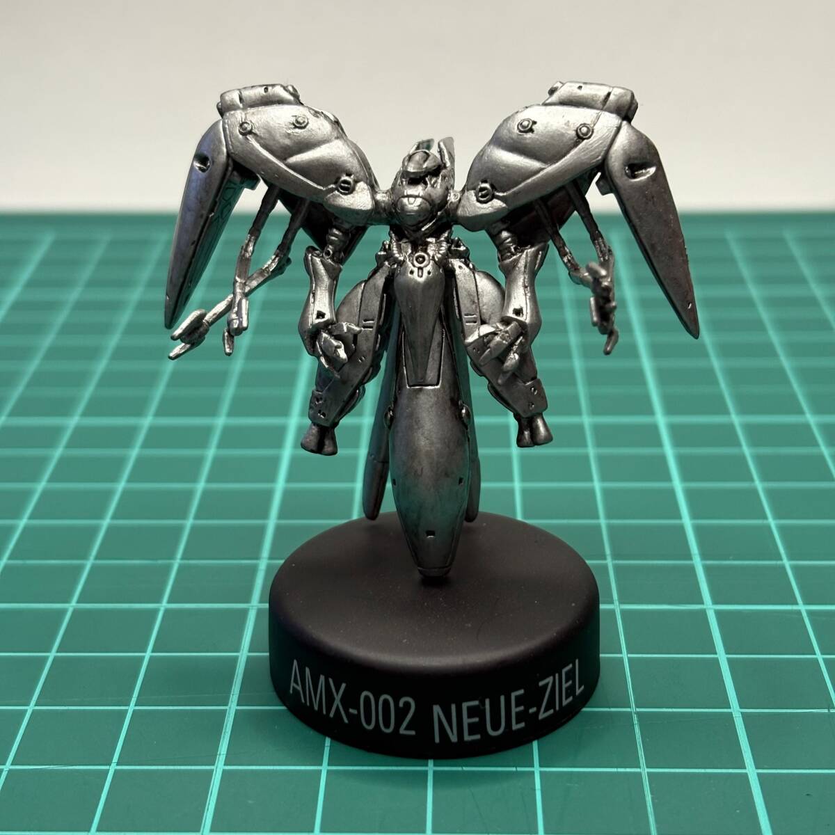 バンダイ ガンダム ミニフィギュアセレクション ノイエジール