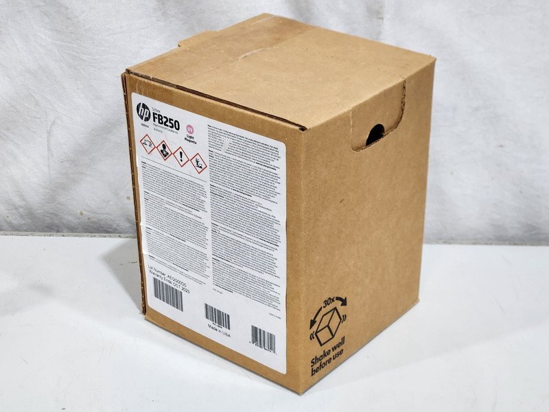 [未使用] HP 純正 インクボトル ライトマゼンタ FB250 3L Light Magenta Scitex Pigmented UV Curable ink CH221A 期限切れ