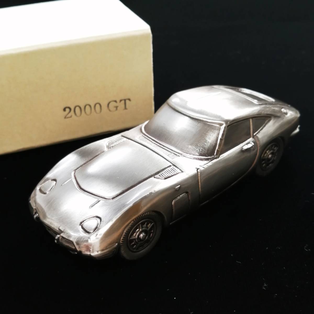 未使用 TOYOTA 2000GT インゴット ミニカー 1/40 Type MF10 1967 文鎮 ペーパーウエイト 置物 トヨタ