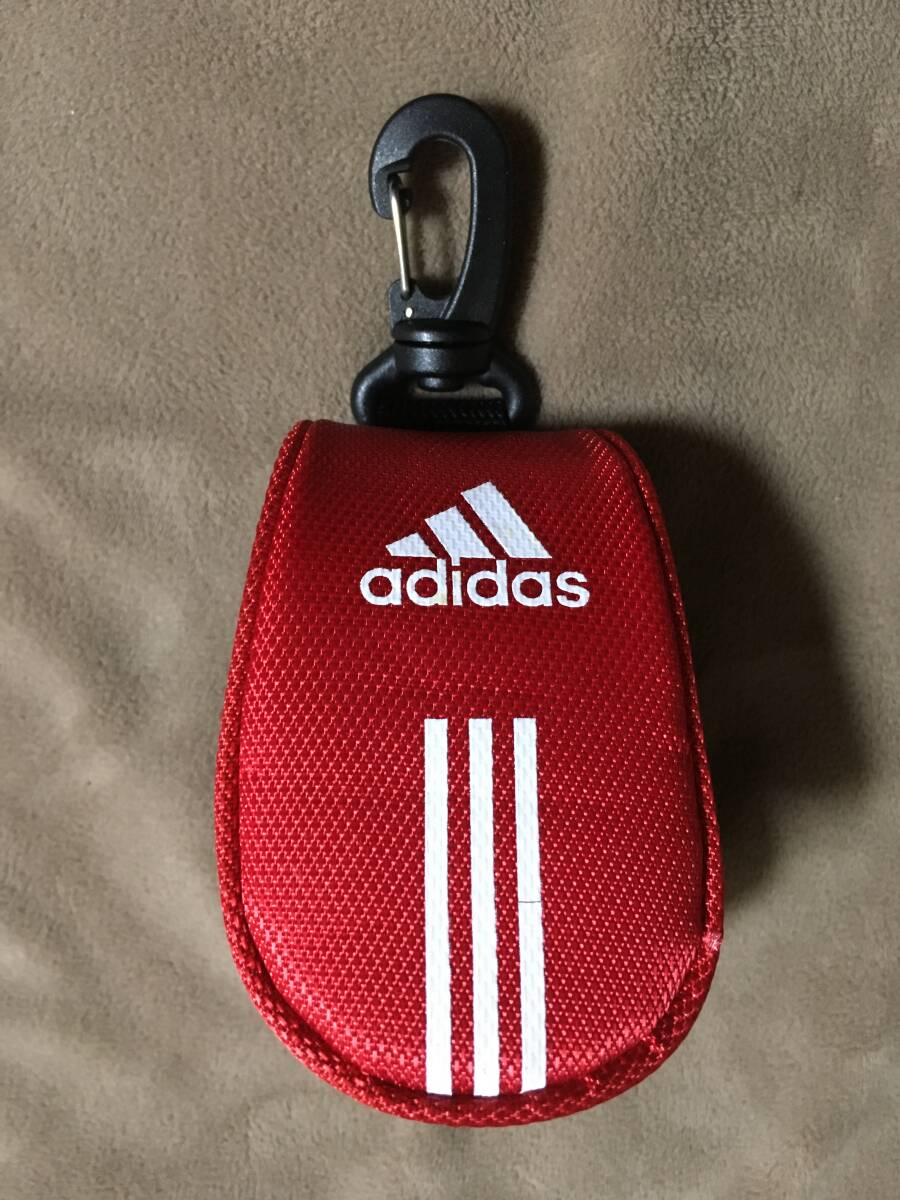 【 送料無料！!・USED品ですが比較的綺麗な状態を保っております！】★adidas アディダス◇ゴルフボールポーチケース◇レッド★