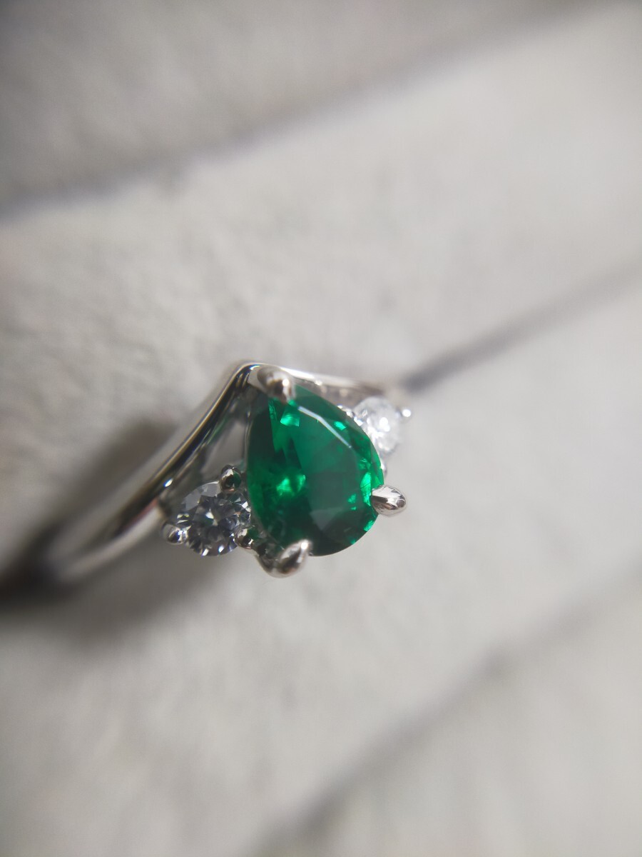超希少 ジンバブエ産 サンダワナエメラルド 0.66ct プラチナリング Pt900 sandawana emerald Zimbabwe ペアシェイプ F1 指輪 GIA鑑別 新品