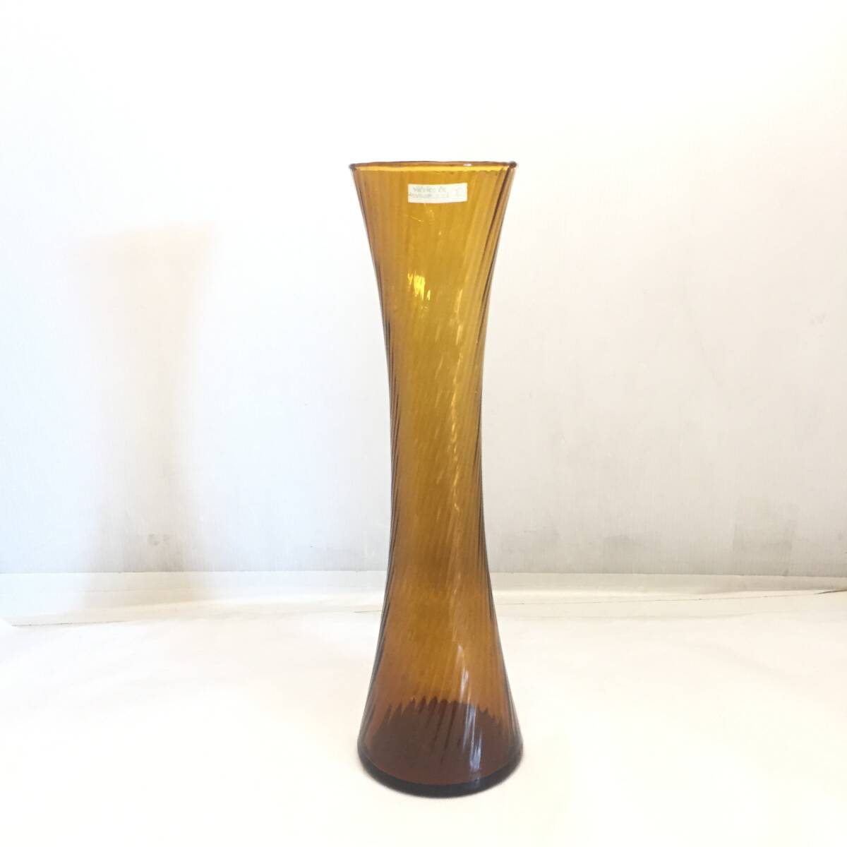 F111701◎Vidrios de Levante 花瓶 琥珀色 ハンドメイド 高さ約34.5㎝ 口径約９㎝ ガラス製 スペイン製◎