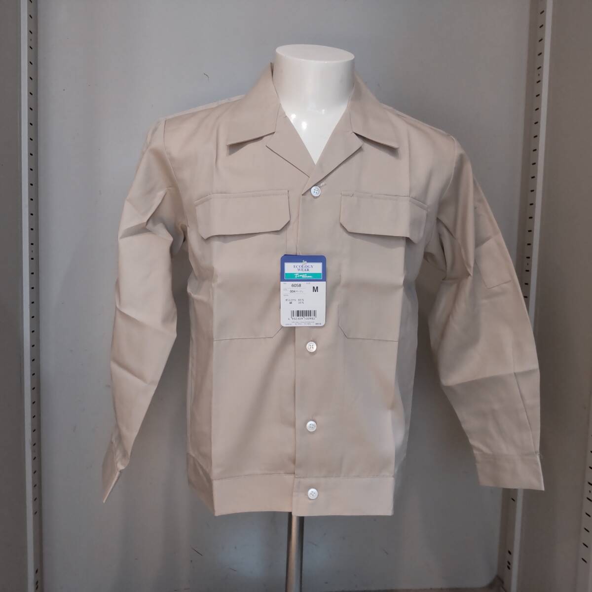 Y111902■(23)未使用 自重堂 TomoeSAKURA 春夏 エコ製品制電ジャンパー 6058 ボタン Mサイズ ベージュ 作業服 作業着 保管品■