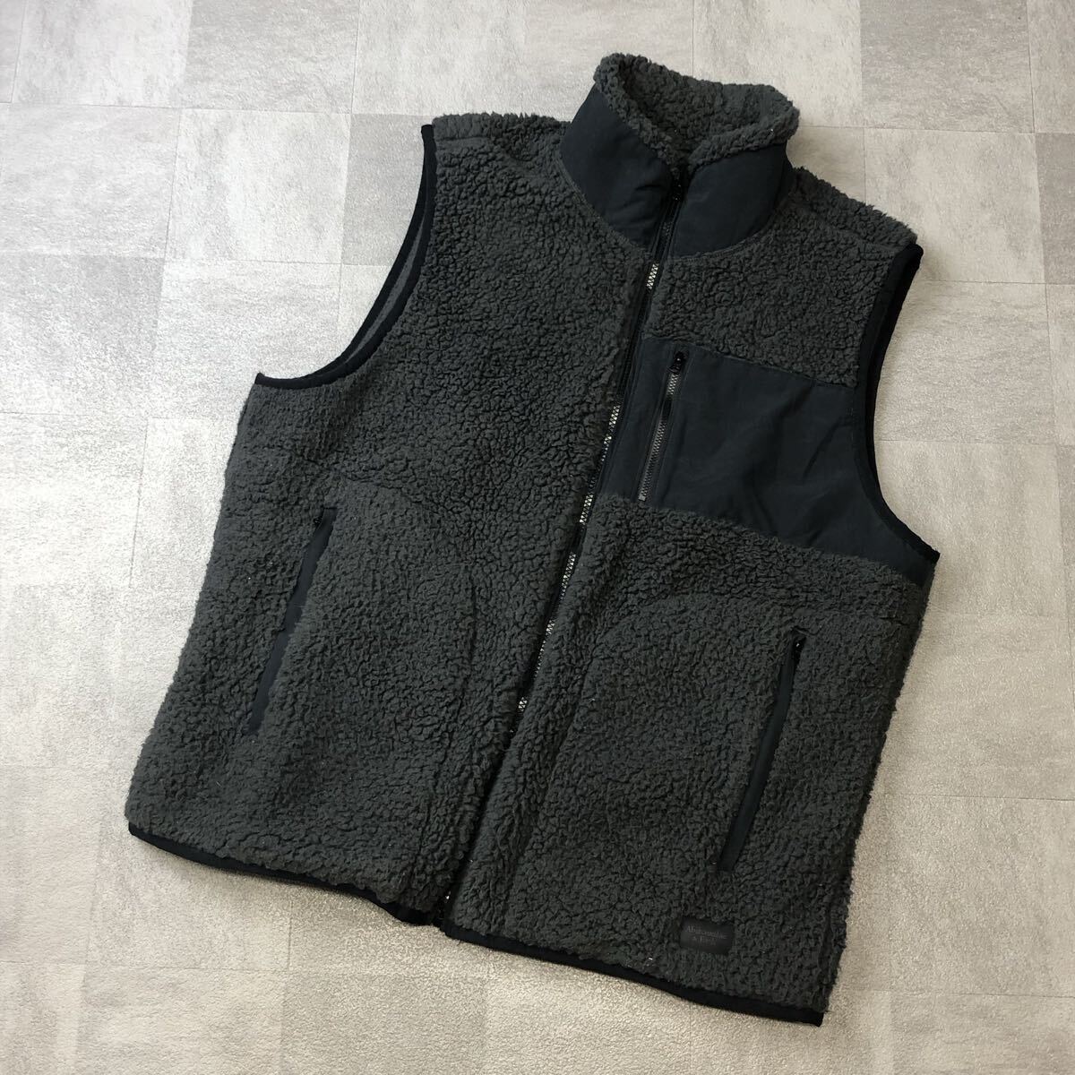  Aberarombie&Fitch アバクロ アバクロンビーアンドフィッチ　ボアベスト　フリースベスト アウター　グレーブラック　サイズXL 古着
