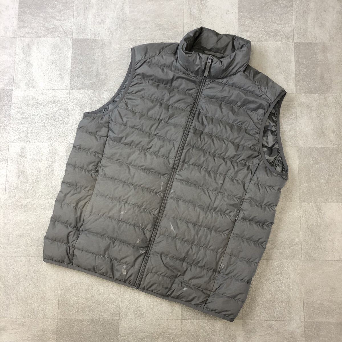 ユニクロ UNIQLO ウルトラライトダウンベスト　 ダウンベスト 軽量ダウン　 ゴルフに最適　グレー　メンズXL 古着